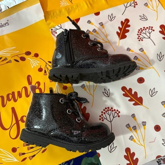 OSHKOSH b’gosh Black boots - Picture 2 of 6